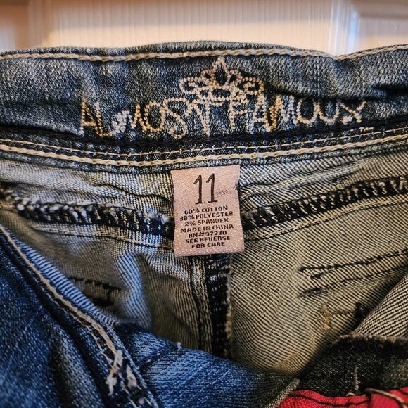 Almost Famous Destructed Jeans Size 11 - Picture 6 of 7